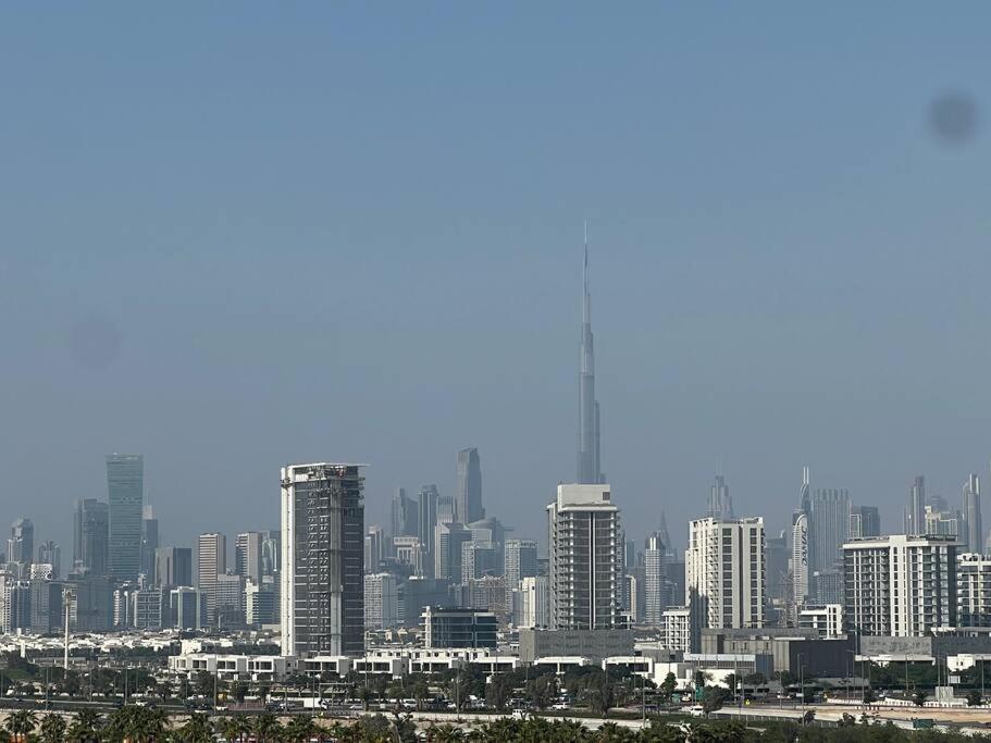 Contemporary Studio With Views Of The Burj Apartment Dubai Exterior photo